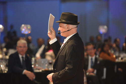 Comedy Magic floorshows and stage Magic